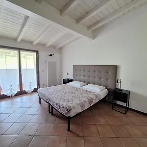 B&B Torrechiara Bed & Breakfast
